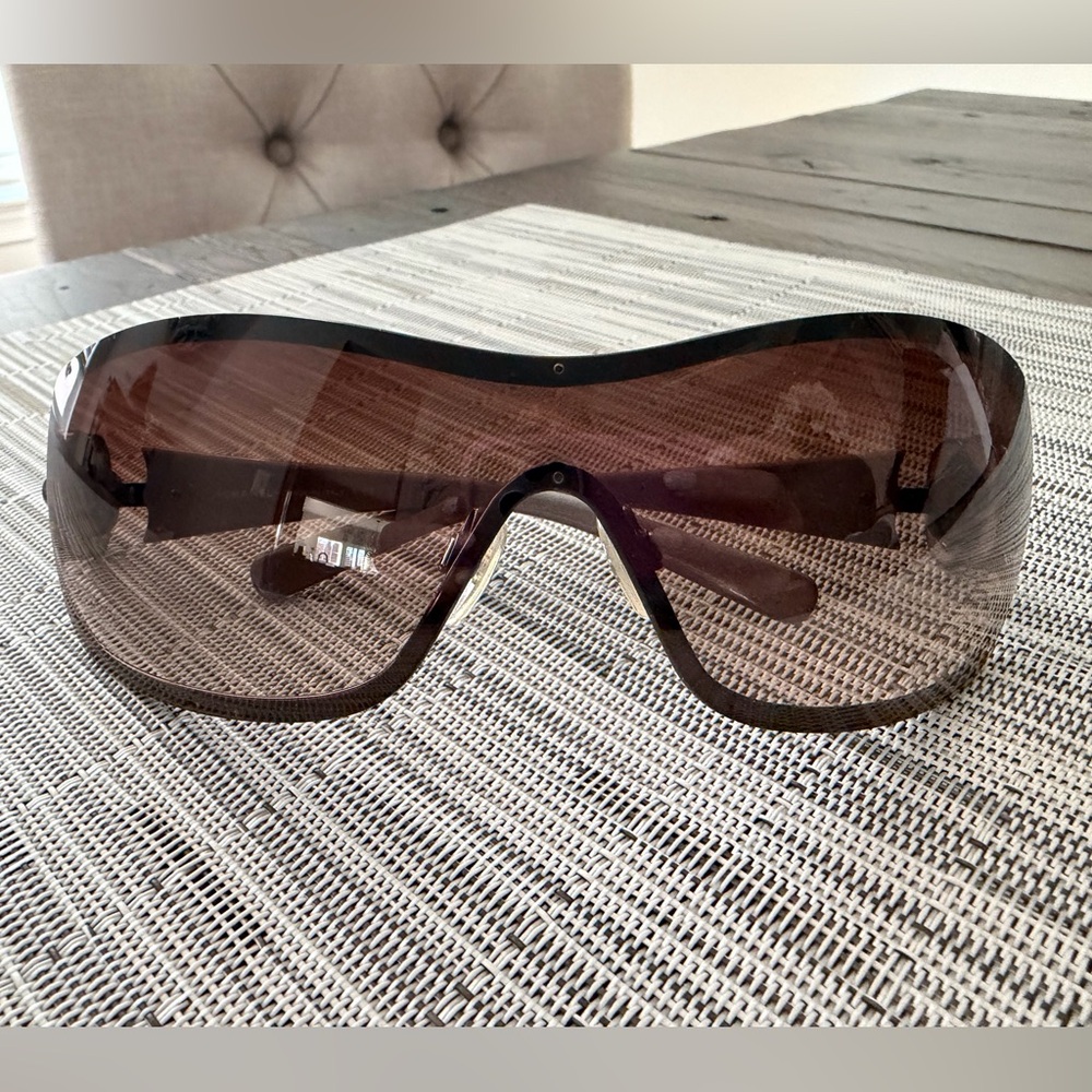 CHANEL Brown Floral Shield Sunglasses